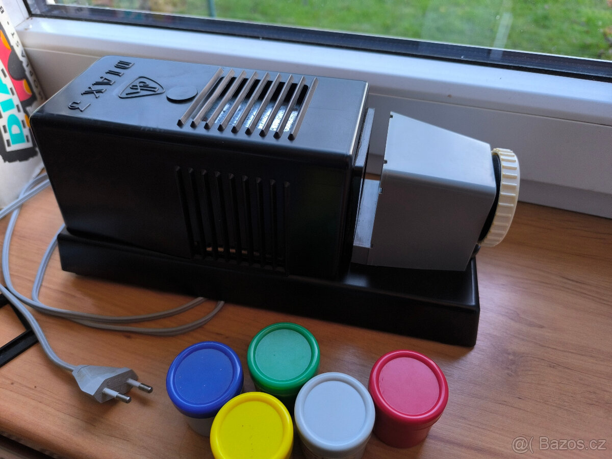 Staré hračky, promítačka Diax 3, diaprojektor, 5ks pohádky - 6