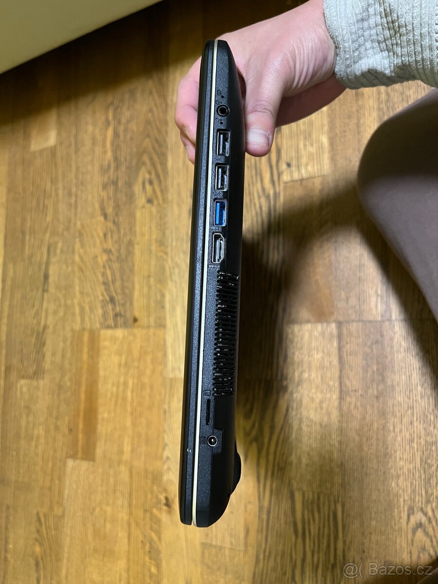 Notebook Asus Windows 11 256G SSD za symbolickou cenu - 6