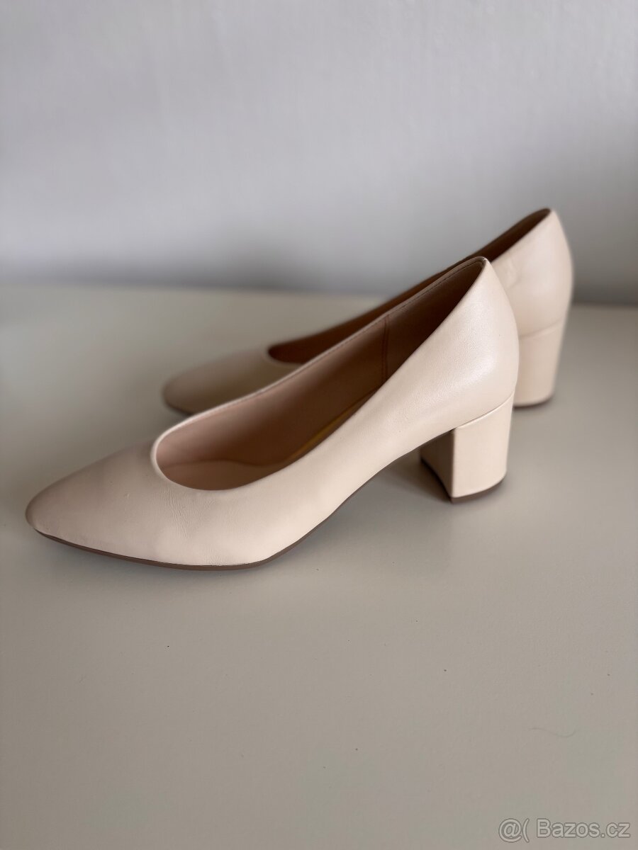 Lodičky značky Gabor - 6