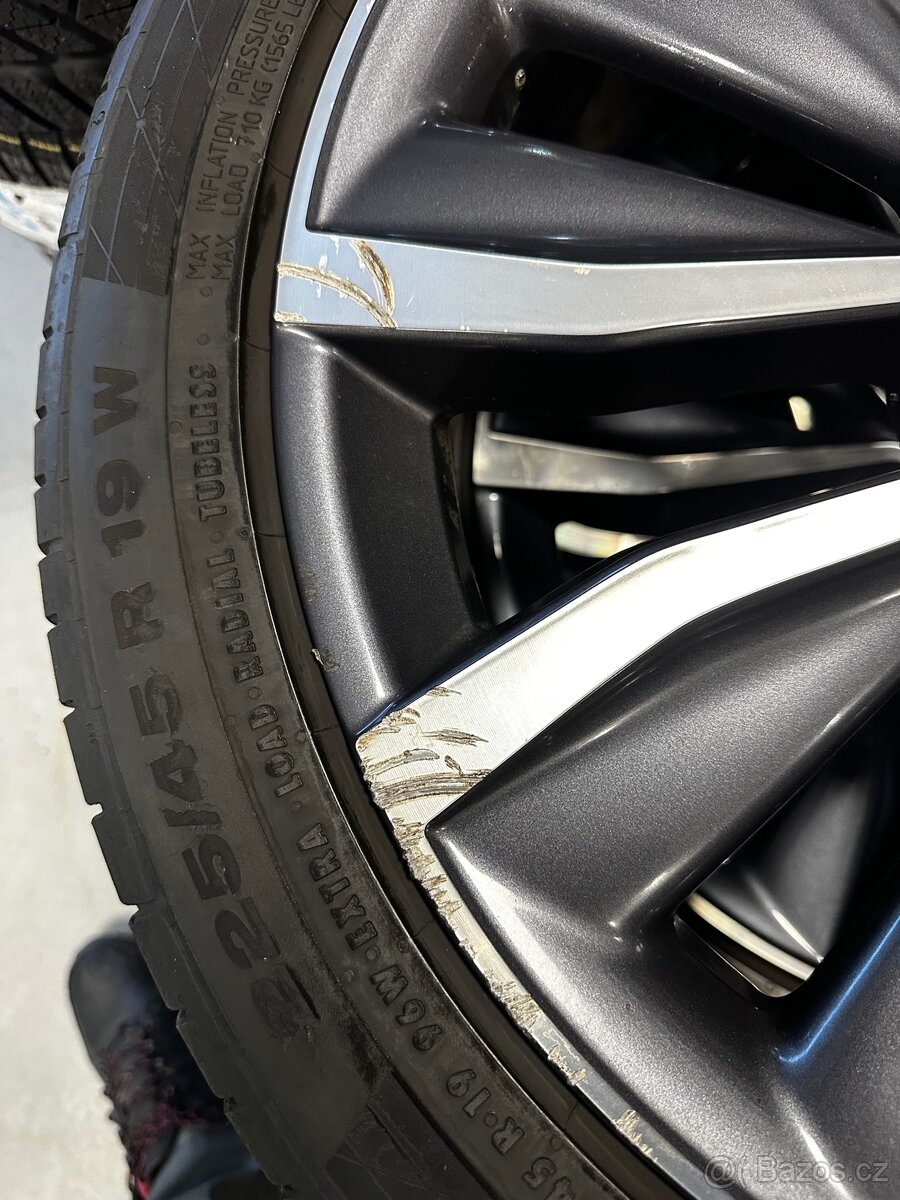 Alu kola 5x114.3 r19 s pneu (rnl19) - 6