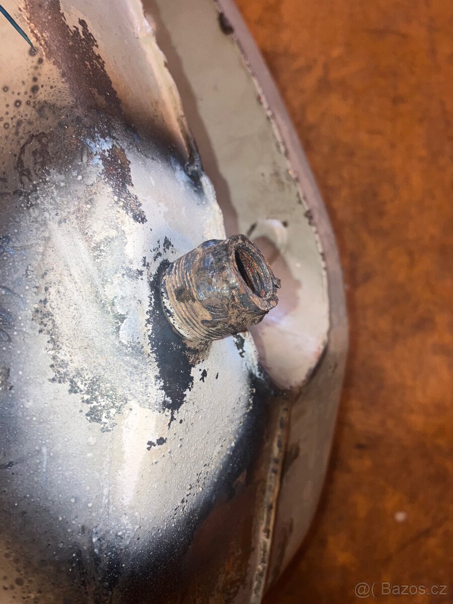 Jawa 90 - nádrž č.2 - 6