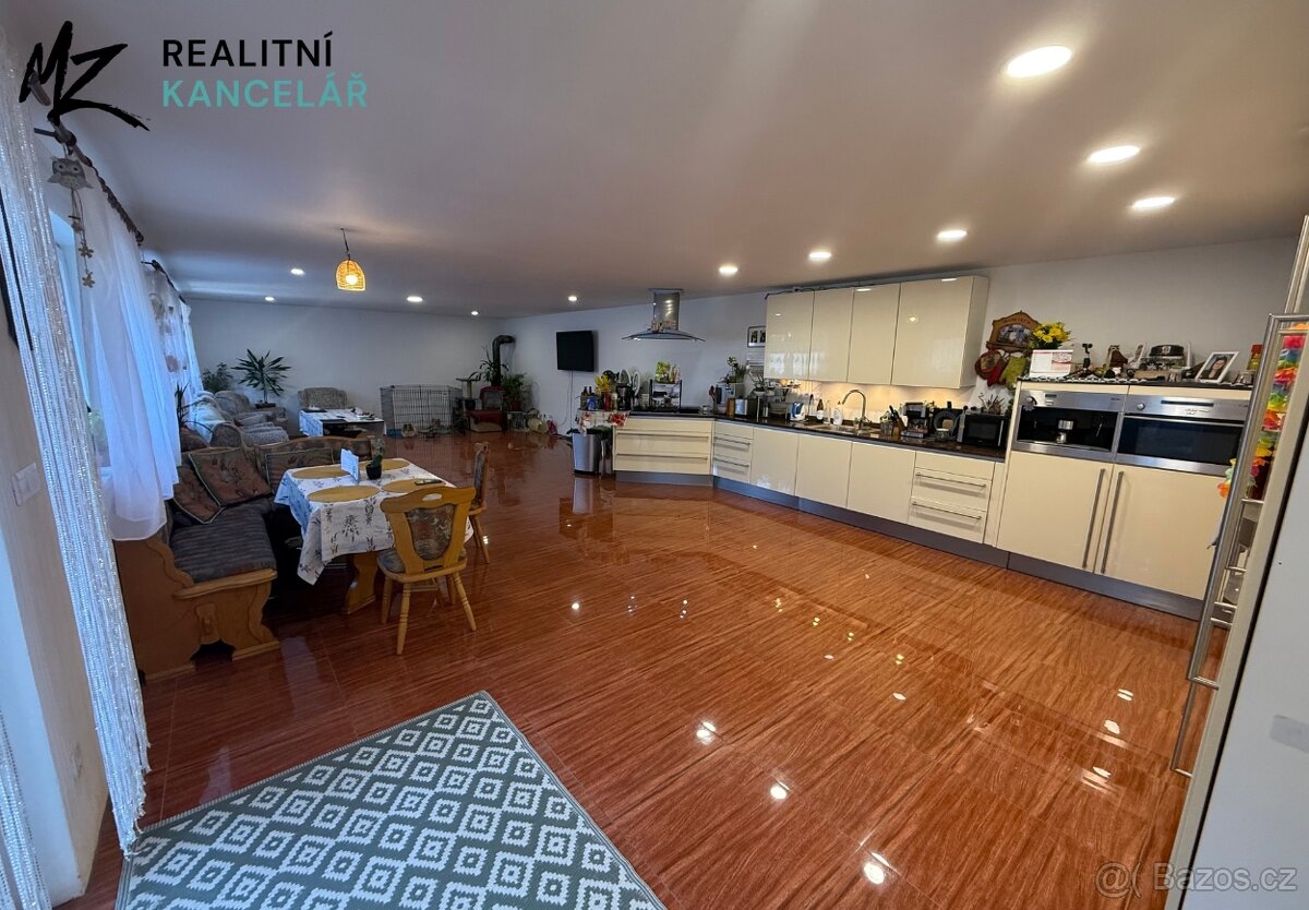 Pronájem rodinného domu 260 m², pozemek 502 m² Zborovice - 6