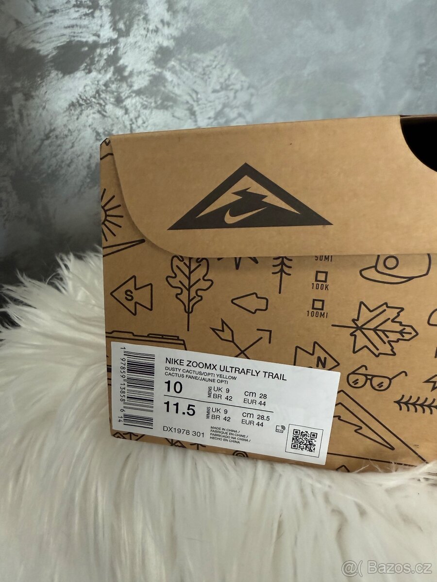 Nike Zoomx Ultrafly - Velikost 44 - 6