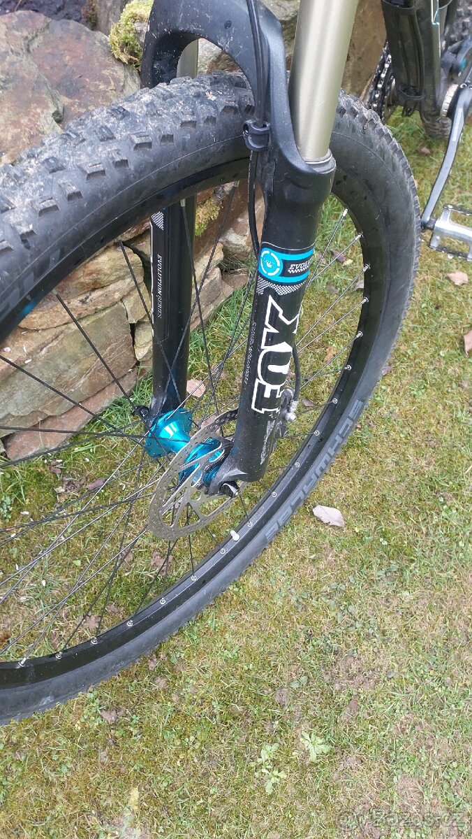 Celoodpruzene horske kolo cube sting 120 HPA - 6