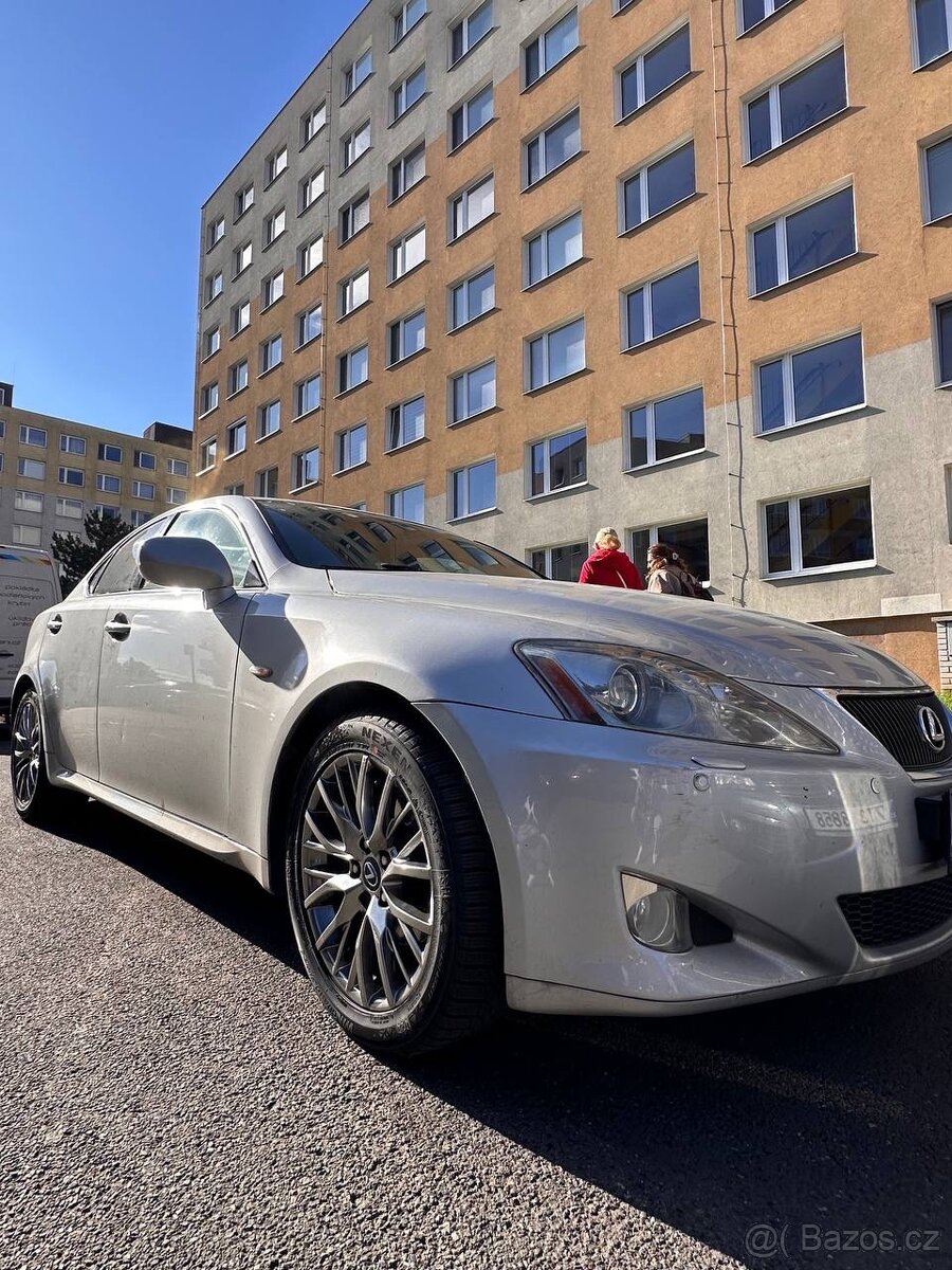 Lexus is 220 - 6