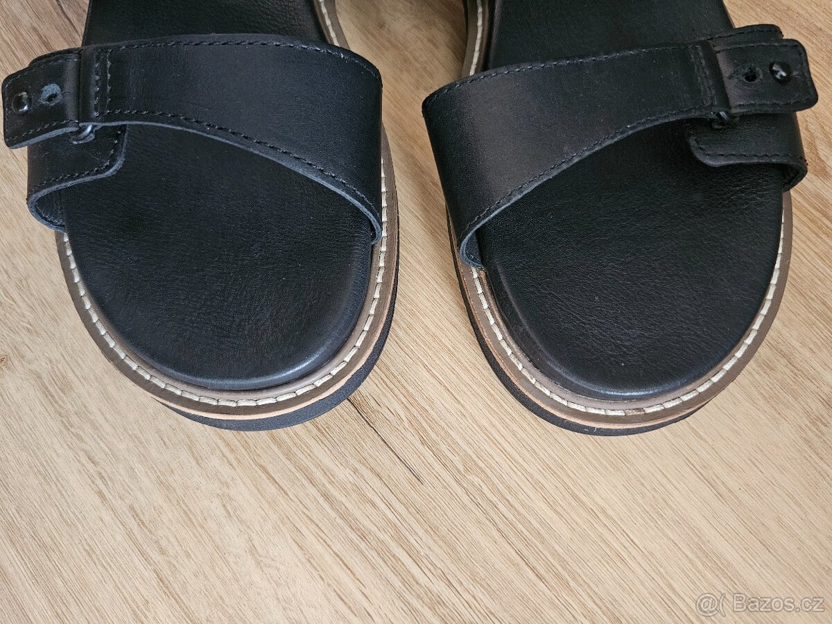 Kožené nazouváky Keen Lana Slide vel.41 - 6