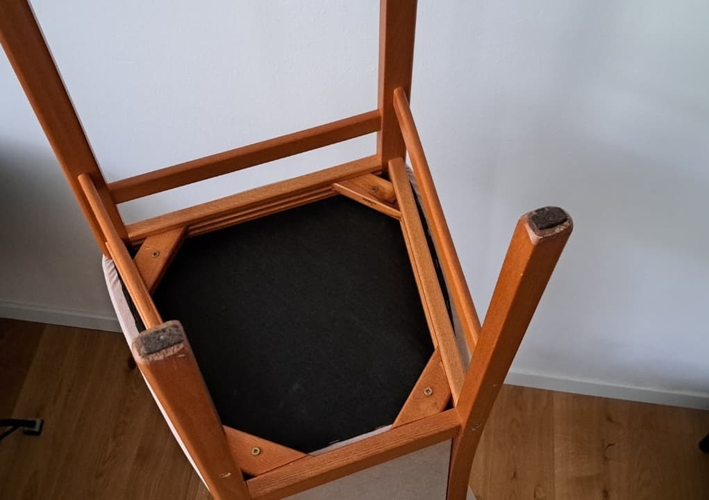 Prodám 2 kuchyňské židle - 6