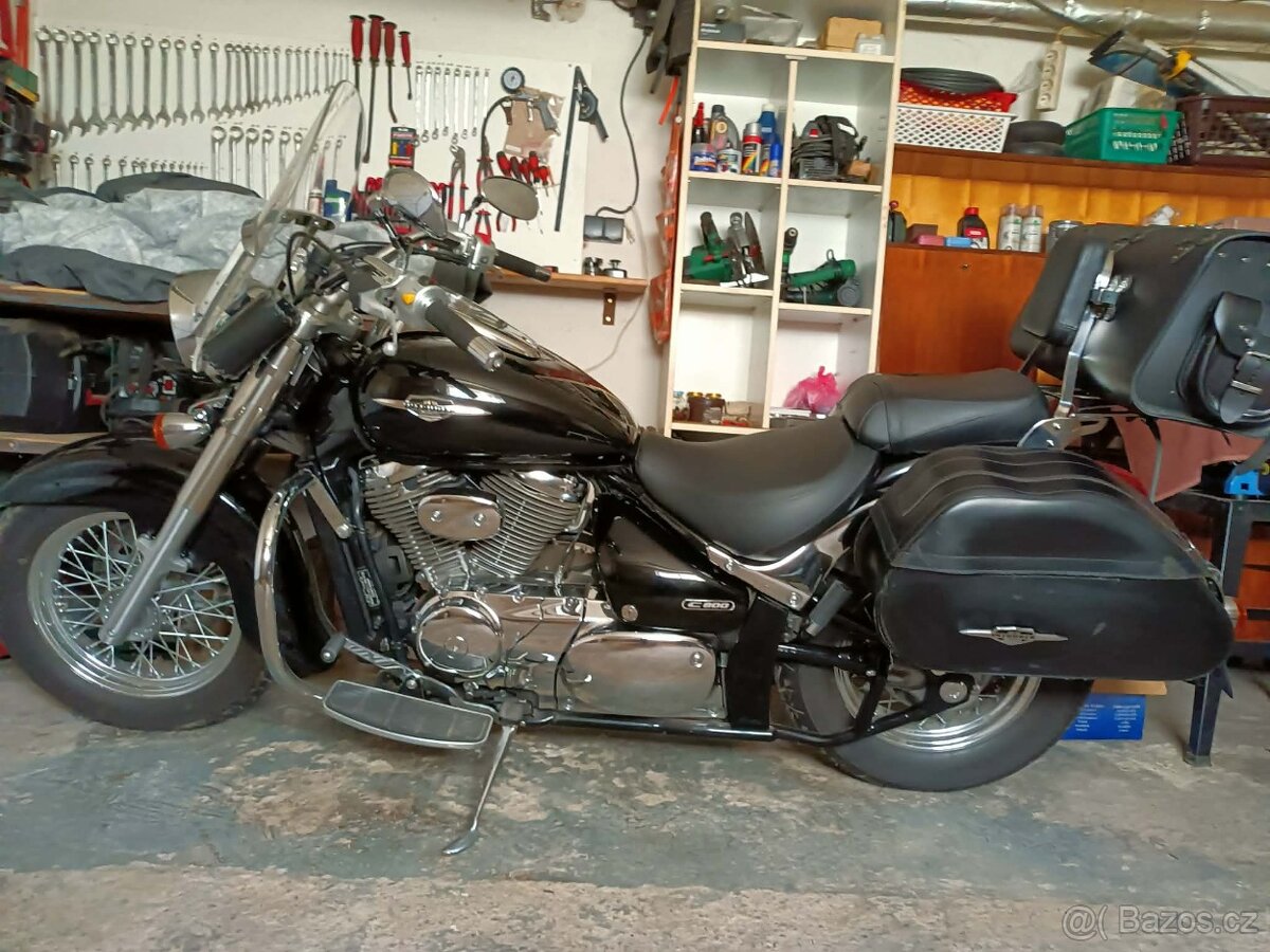 Suzuki VL800 Volusia - 6