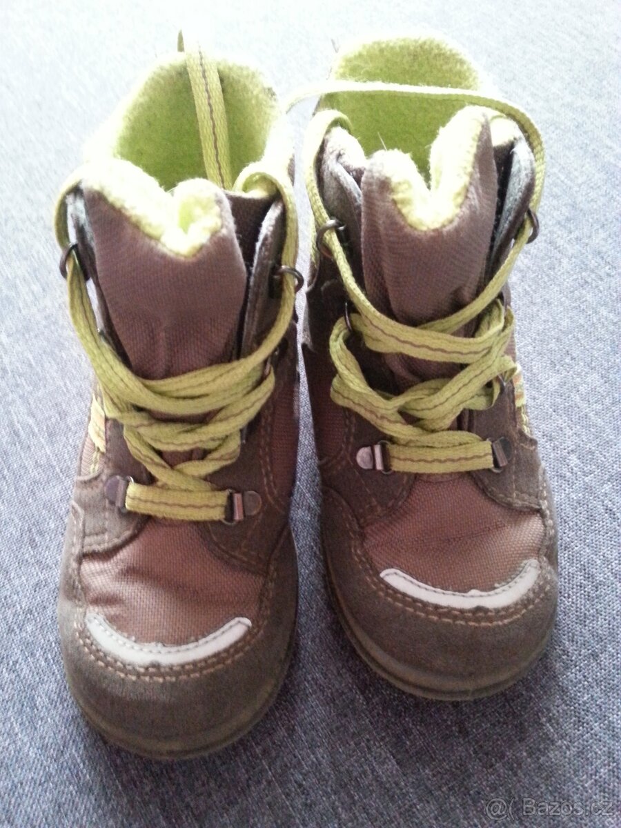 8x dětské botičky vel. 23. - 6