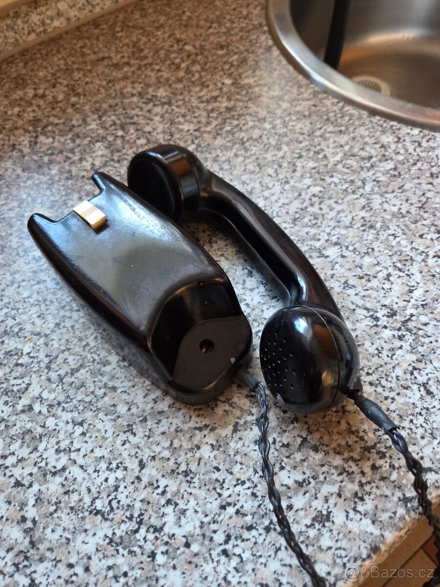 Stare telefony domácí - 6