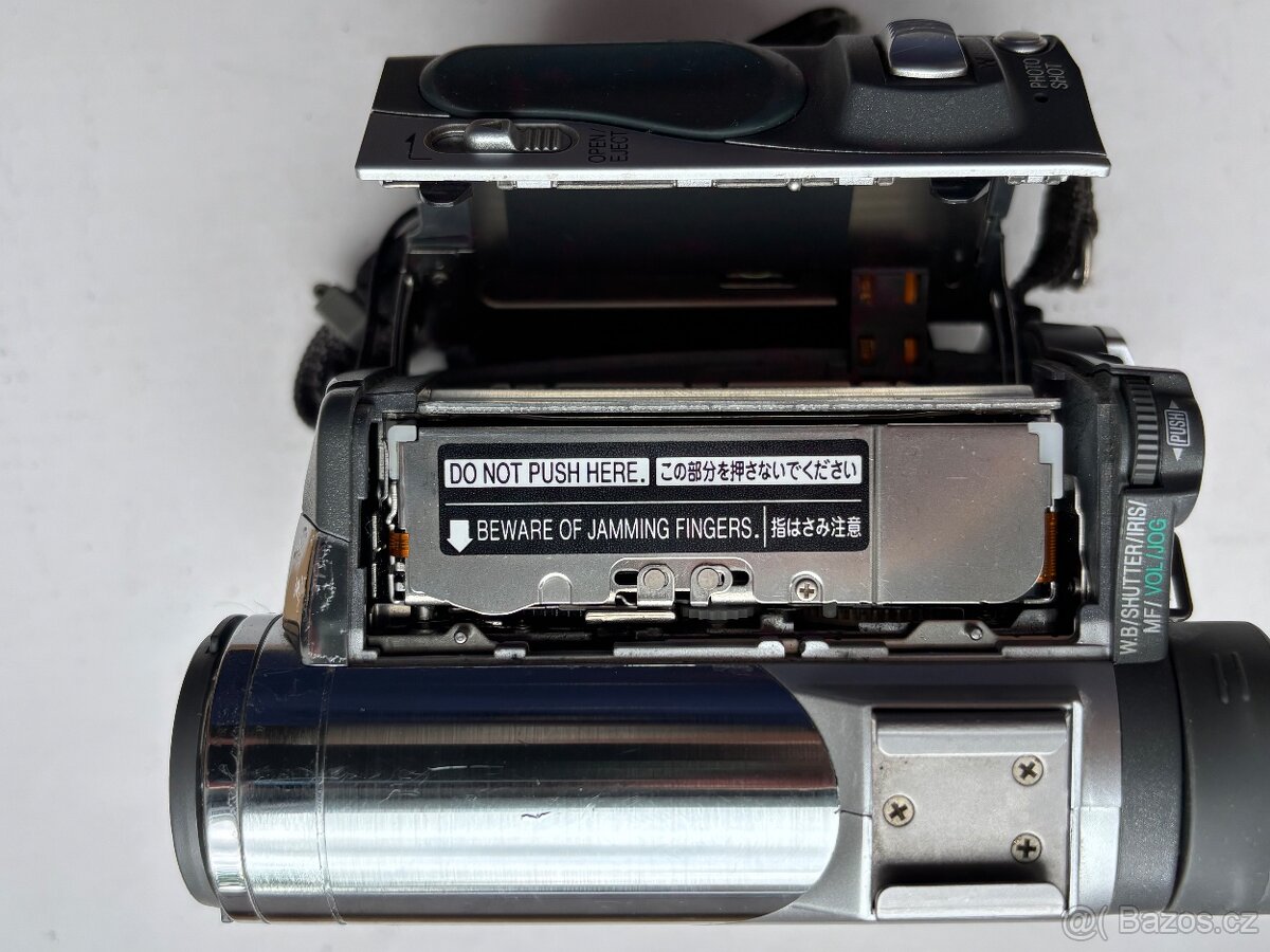 Panasonic NV-GS3 na Mini DV kazety - 6