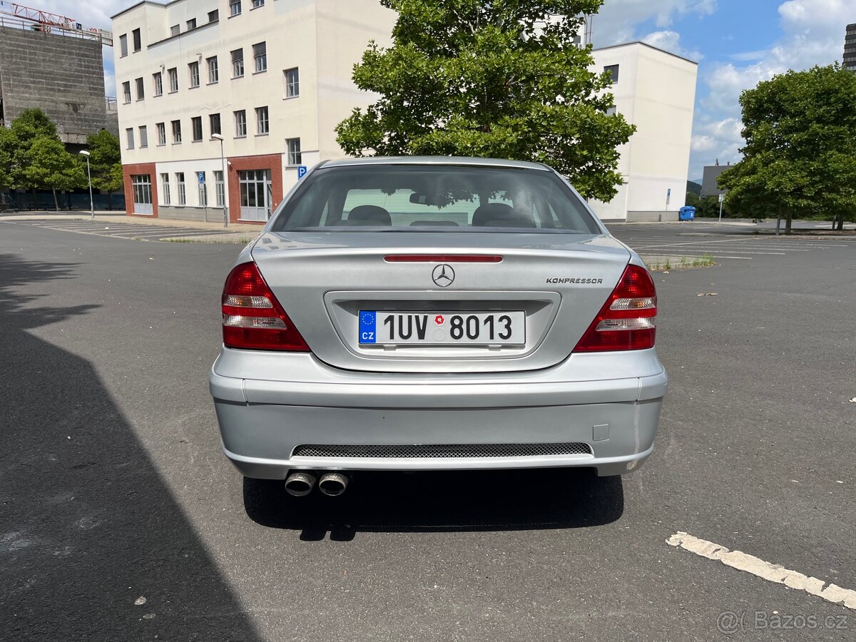 Mercedes-Benz C180 Kompressor W203 Carlsson, 1.8 105 kW, 6q - 6