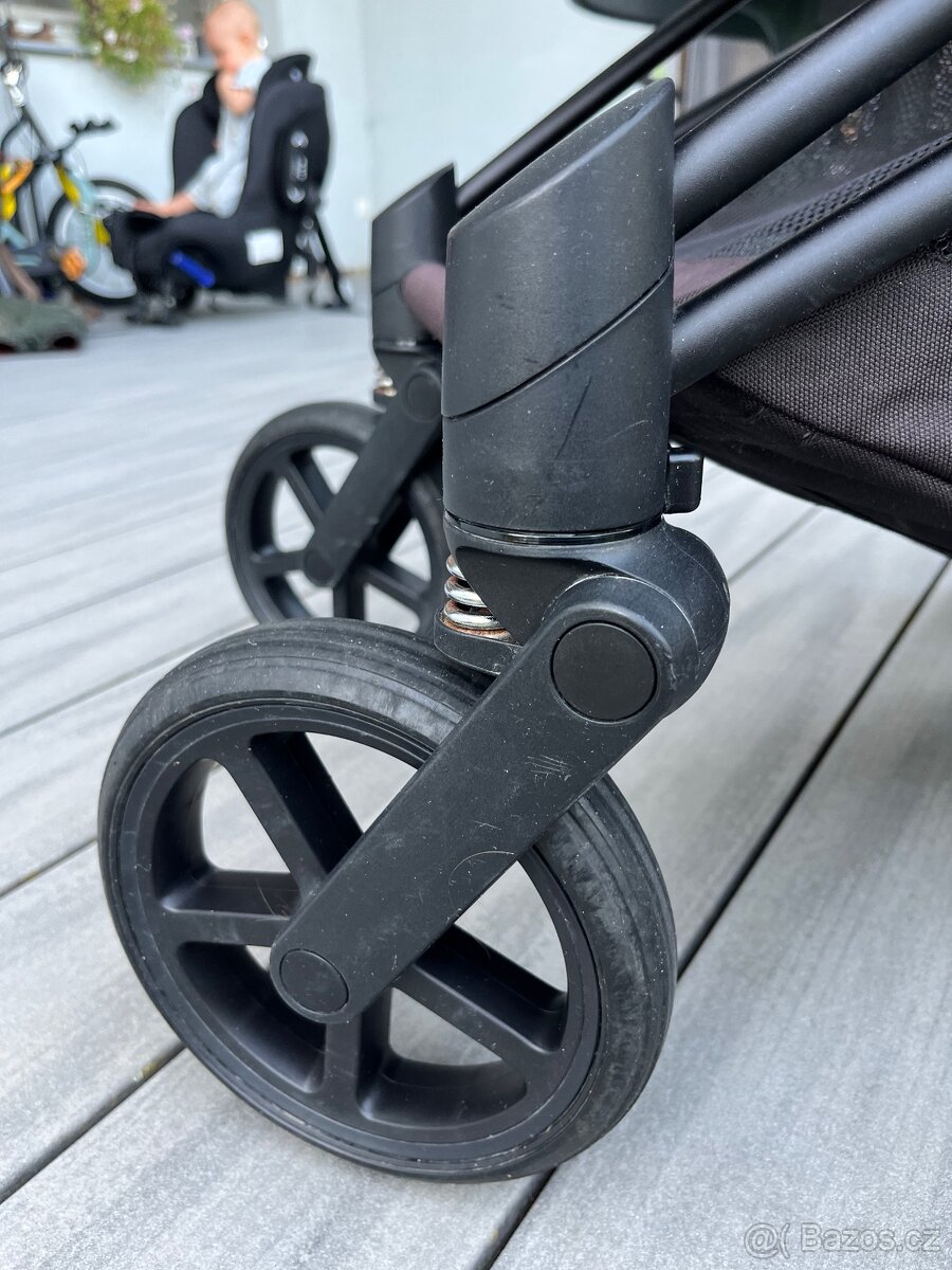 Hluboká korbička Cybex Priam Lux KOI a podvozek - 6