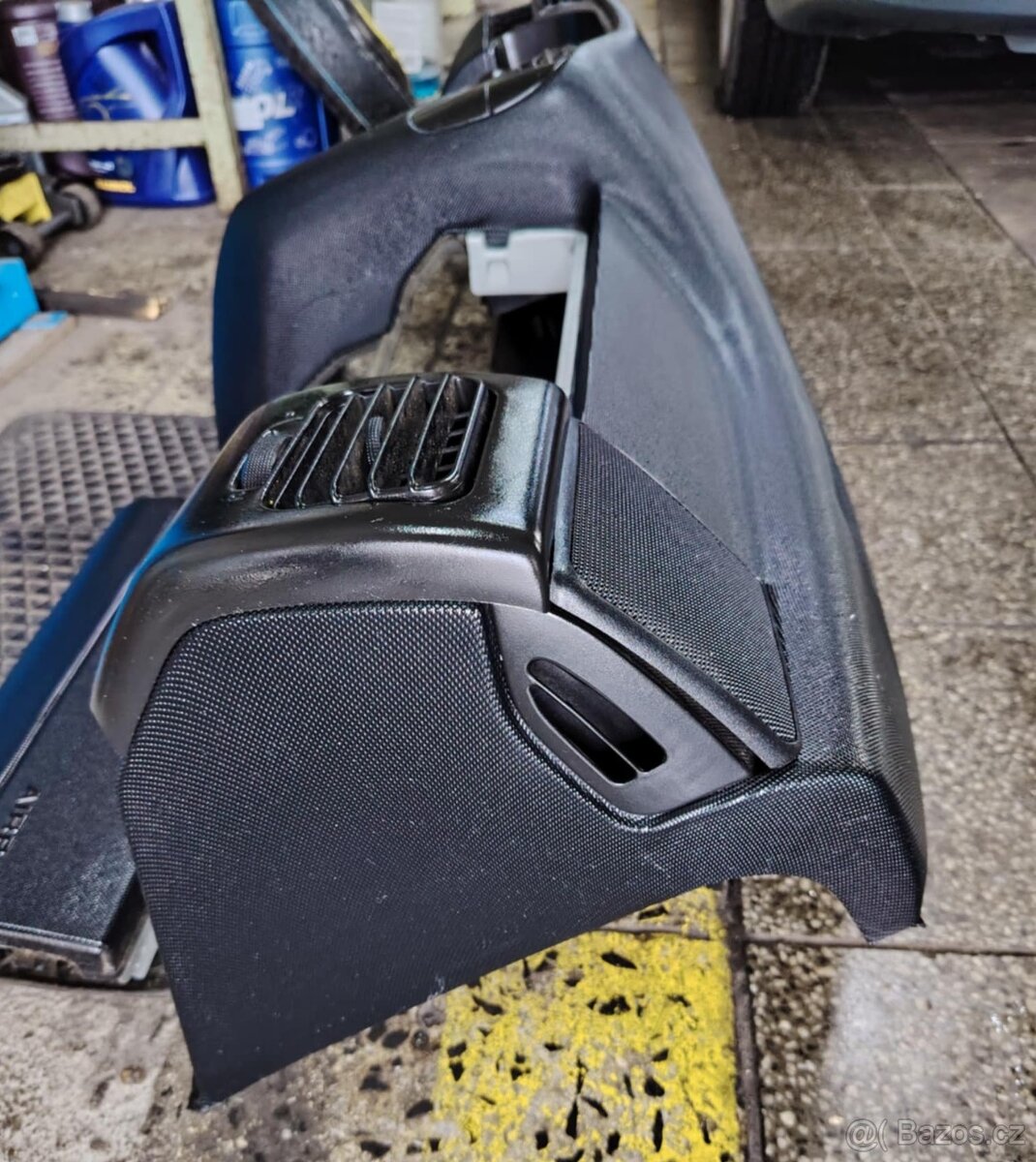 prodám perforovanou palubku z VW Golf 4 (3.5) Cabrio - 6