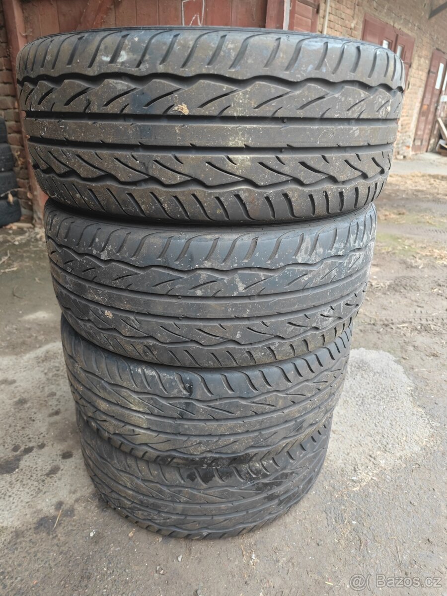 Prodám sadu Alu FORD 7,5Jx18H2 ET52,5 + letní pneu 225/40/18 - 6