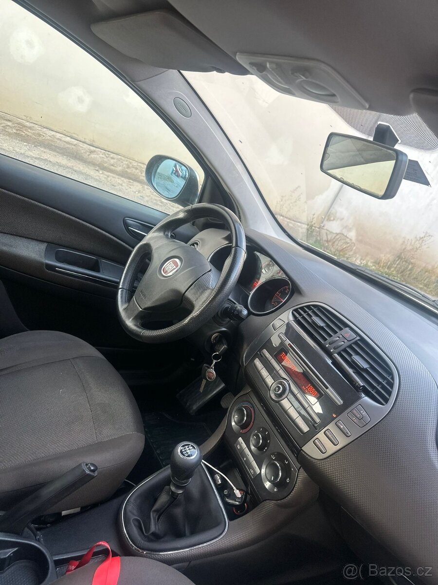 Fiat bravo 1.6 JTD 77 kW nová STK. - 6