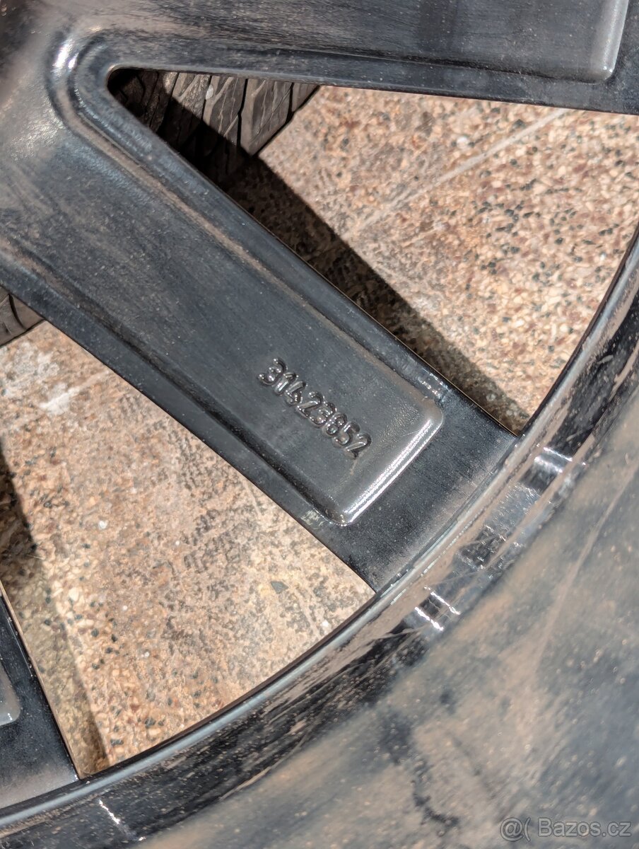 Volvo XC60 komplety zimní 6mm Michelin 235/55/R19 - 6