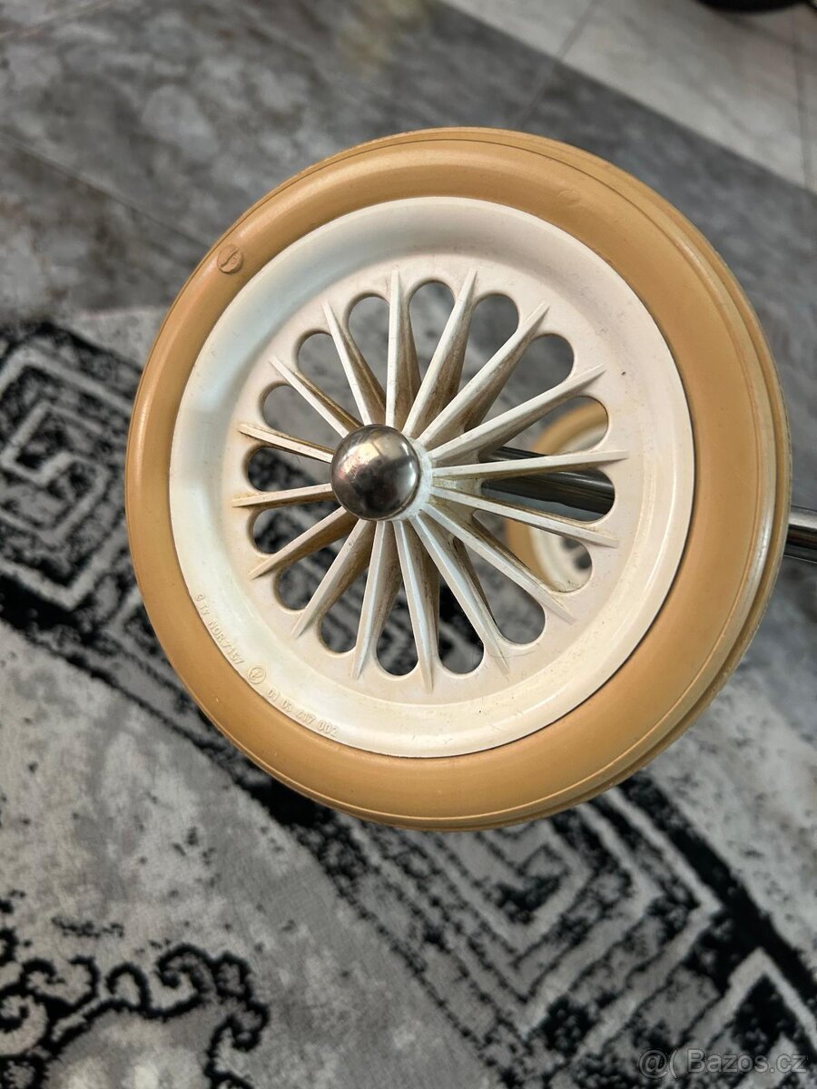 Kočárek pro panenky z roku 1983 (pro sběratele) - 6