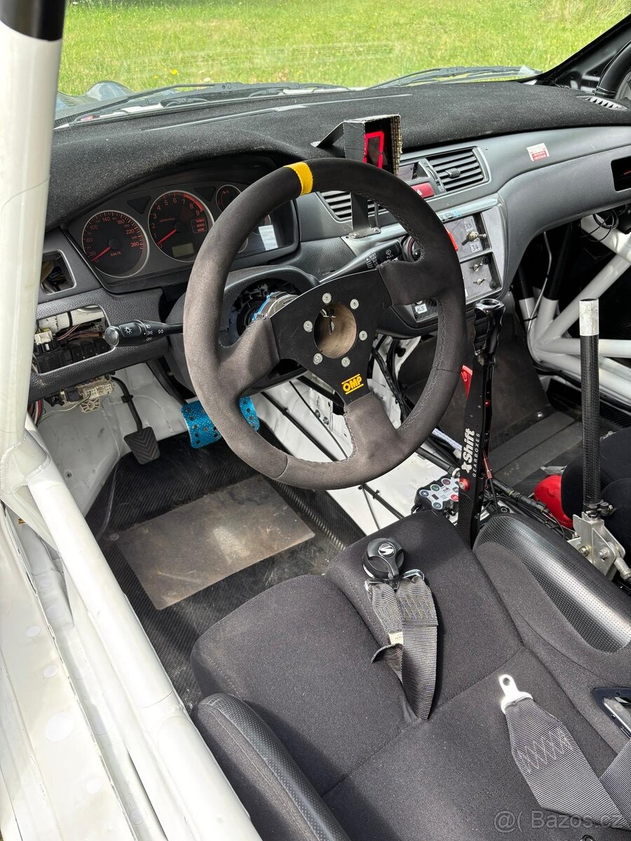 Mitsubishi Lancer Evo IX R4 - 6