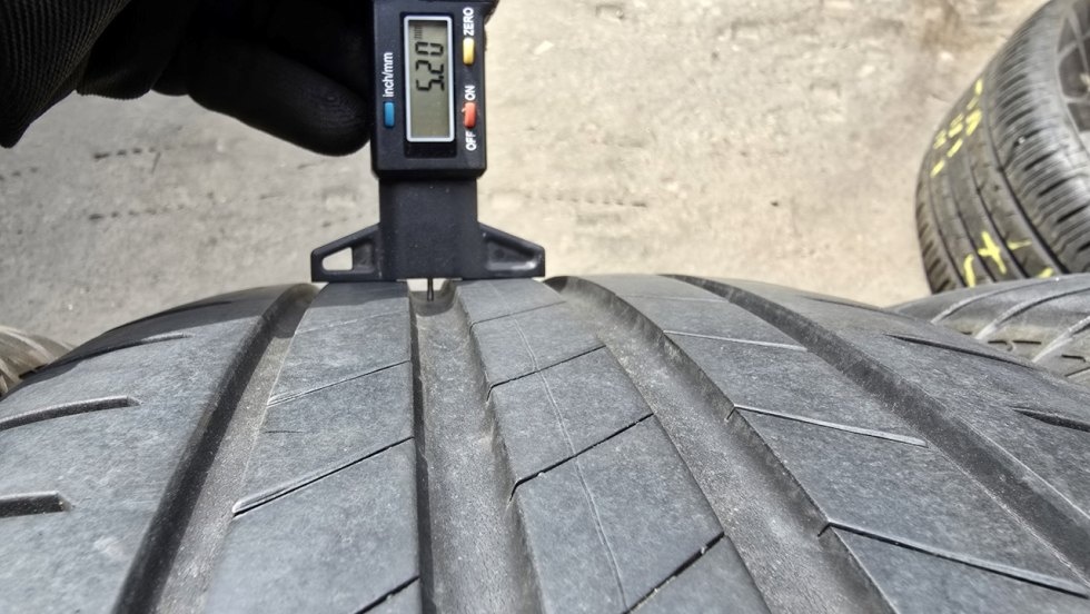 Letní pneu 225/55/17 Bridgestone - 6