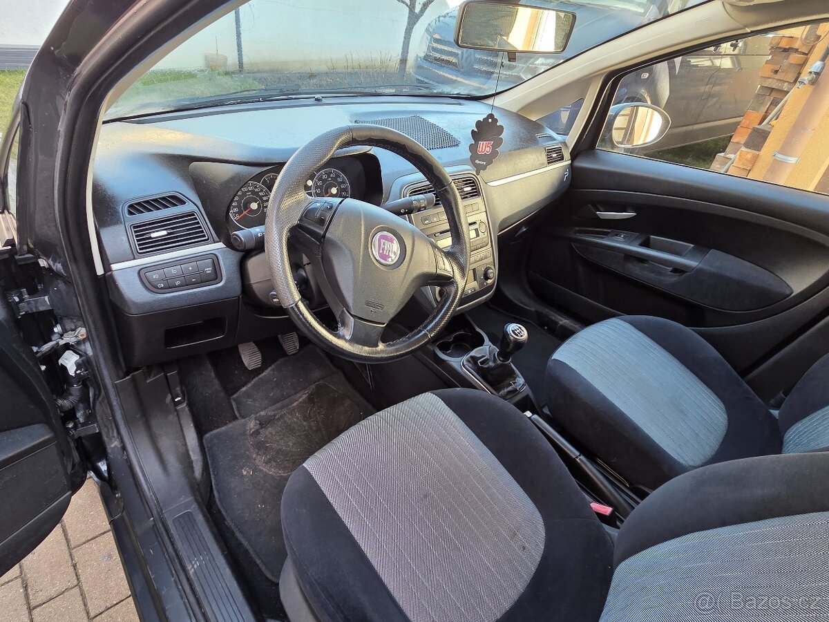 Fiat Punto 1,4 T 16V 120 - 6