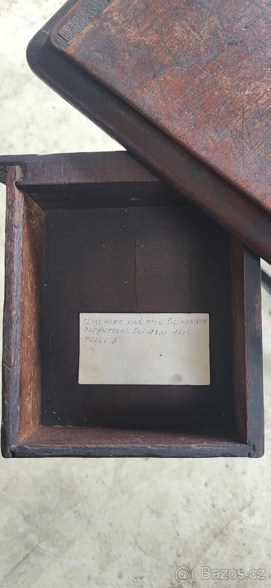 Šicí stroj ELIAS HOWE - 6