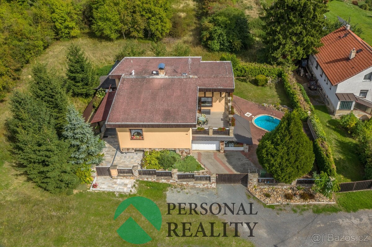 Prodej rodinného domu 225 m², Sazená, ev.č. 02563 - 6