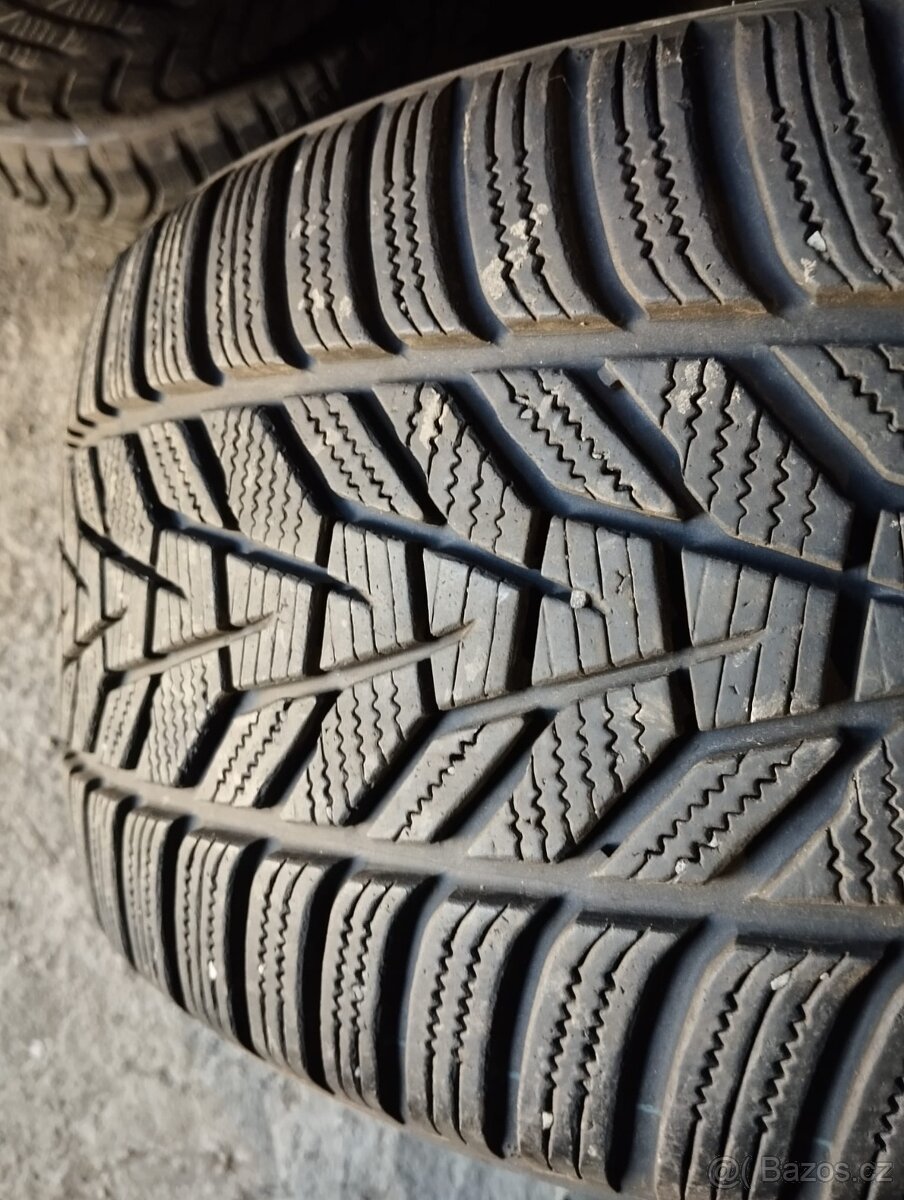 245/40/19 245/45/19 255/50/19 275/35/19 275/40/19 kusovka - 6