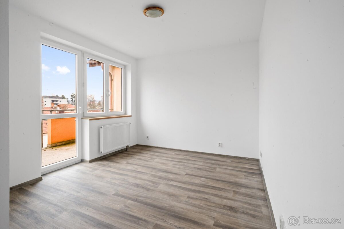 Prodej bytu 2+kk 53 m2, ulice tř. 1. máje, Dobřany - 6