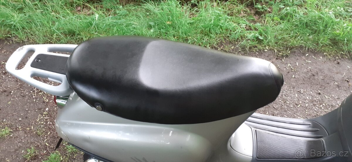 Piaggio Vespa ET2 - 6