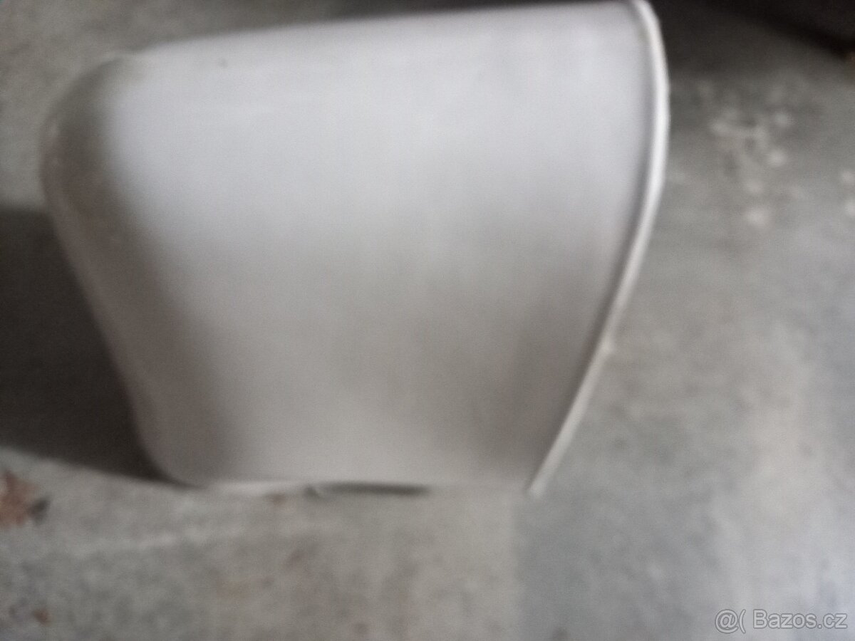 Umyvadlo s pákovou baterii - 6