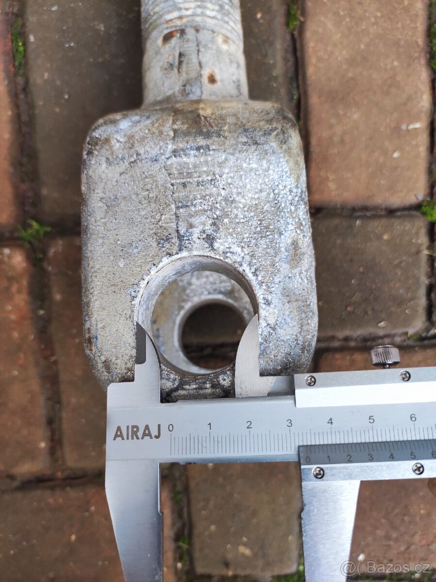 Tažné oko - Pozink - 6