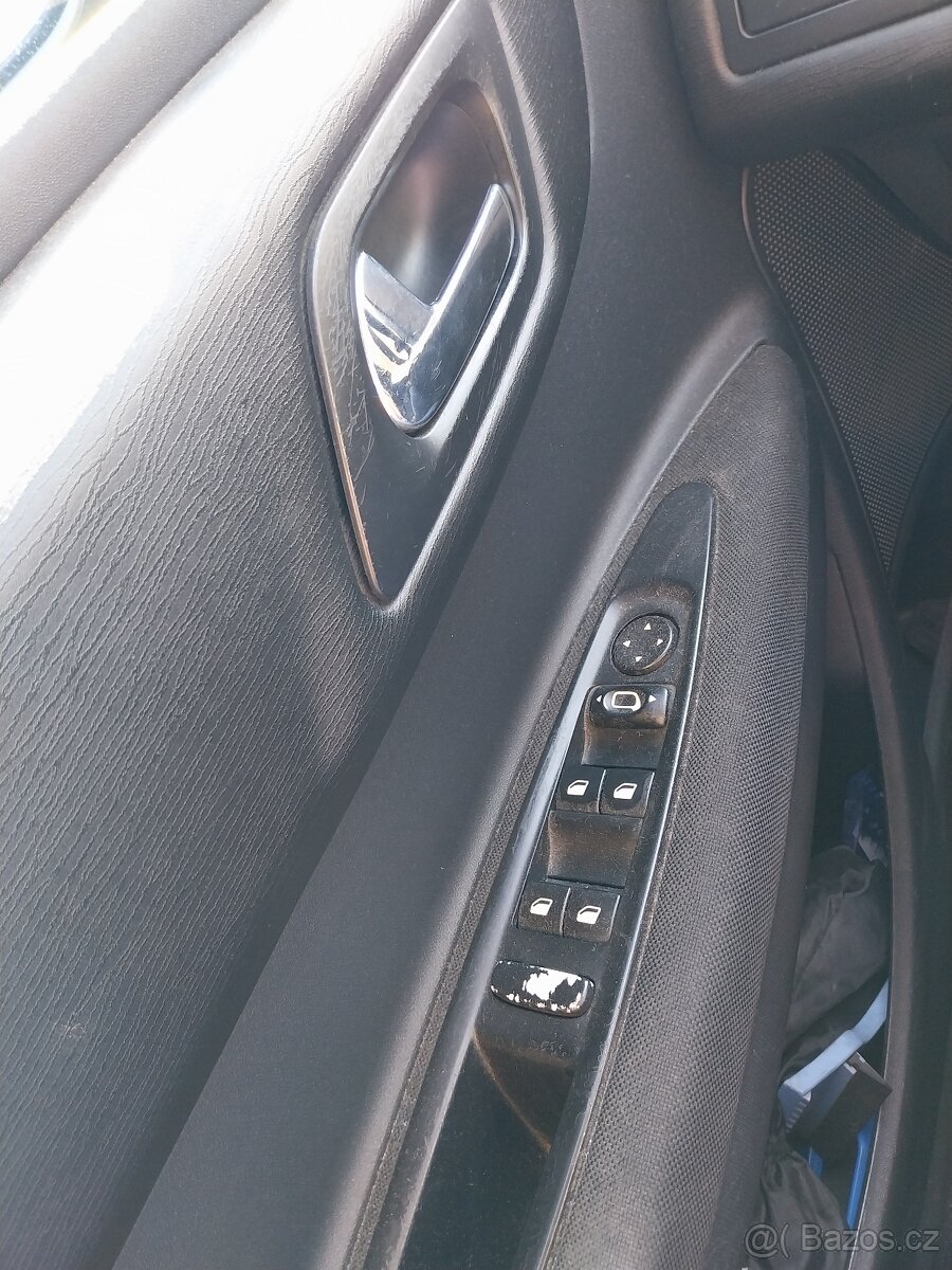 Citroen C4 - 6