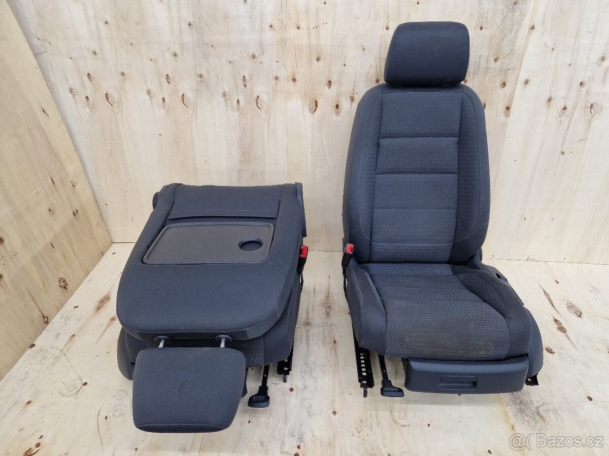 sedačky VW Touran - 6