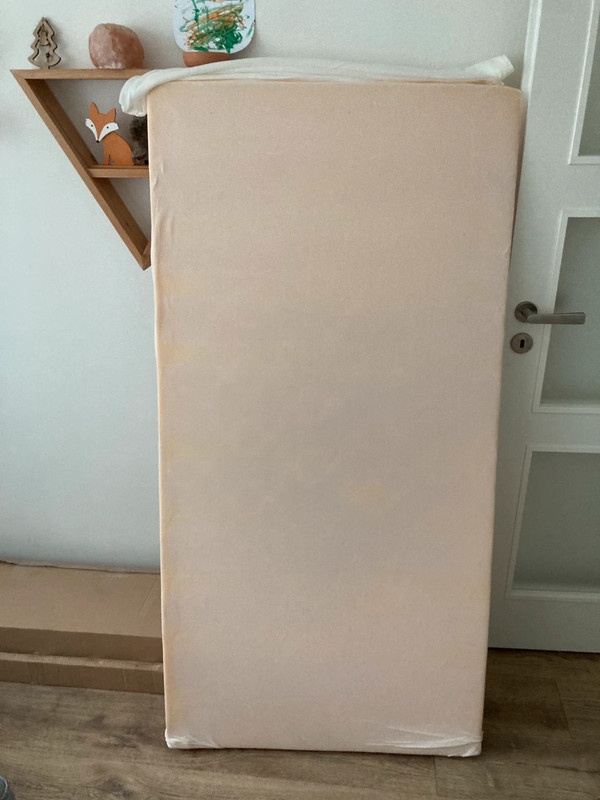 Domečková postel + kvalitní matrace TOP STAV - 6