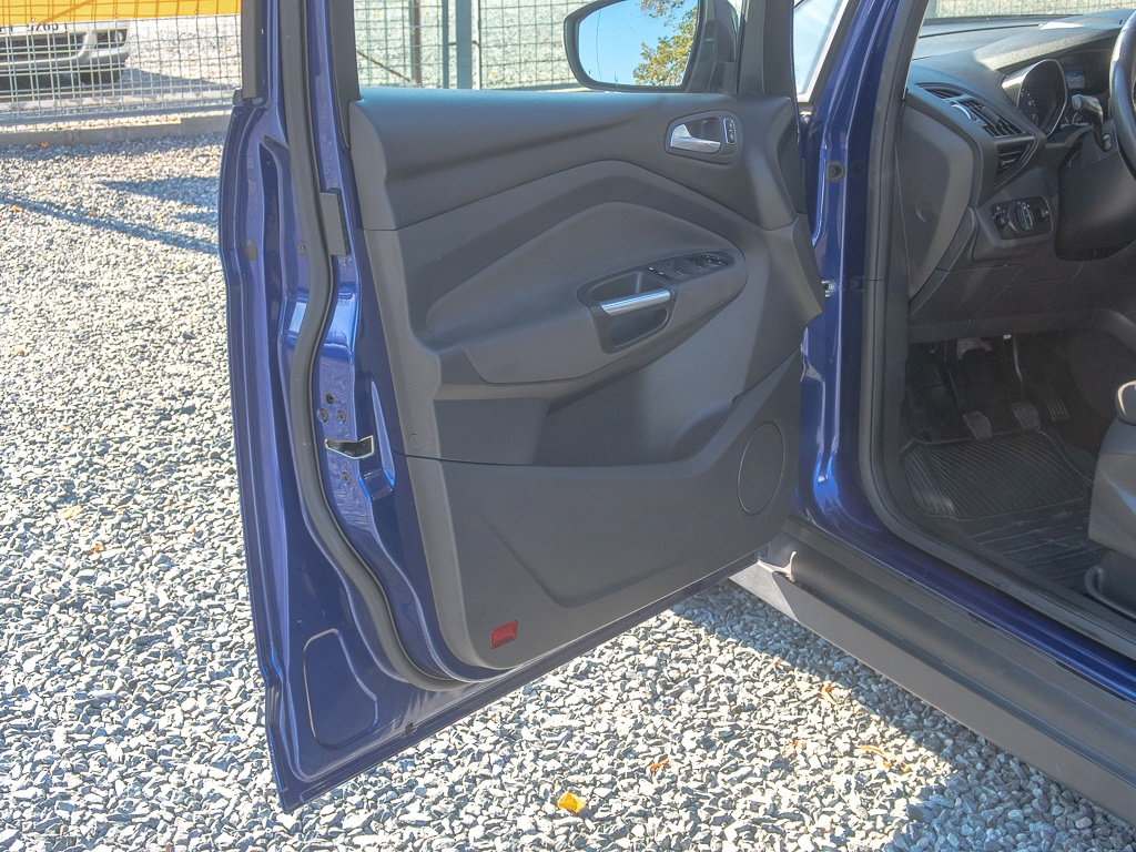 Ford C-MAX ČR 1.0T – 7 sedadel - 6