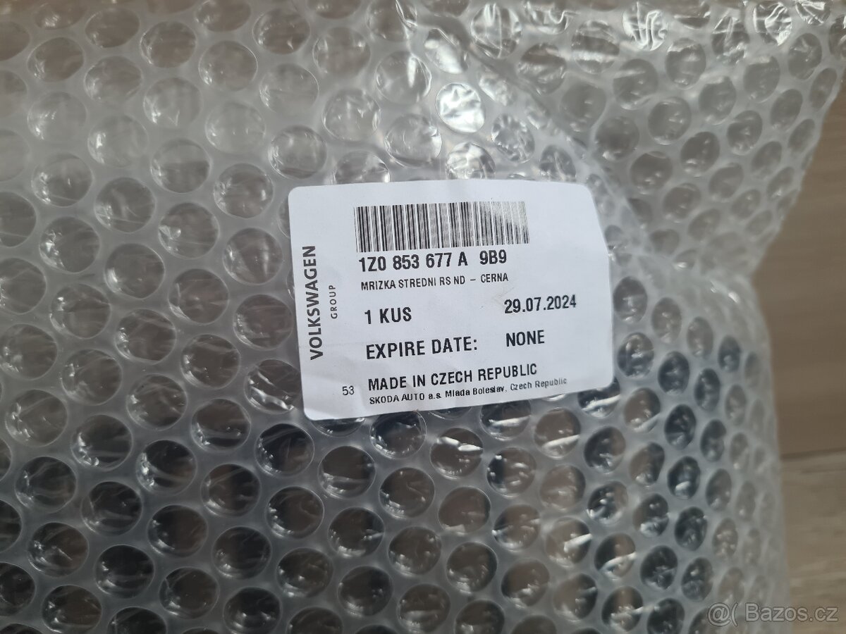 NOVÁ Mřížka nárazníku Octavia 2 RS - ORIGINÁL - 6