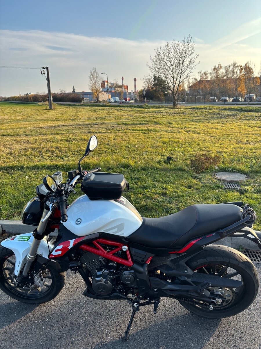 Benelli 302s ABS - 6