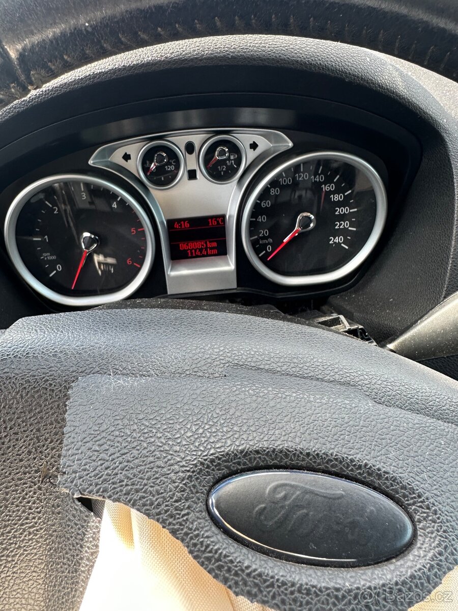 Ford Kuga 4x4 2.0 tdci - 6