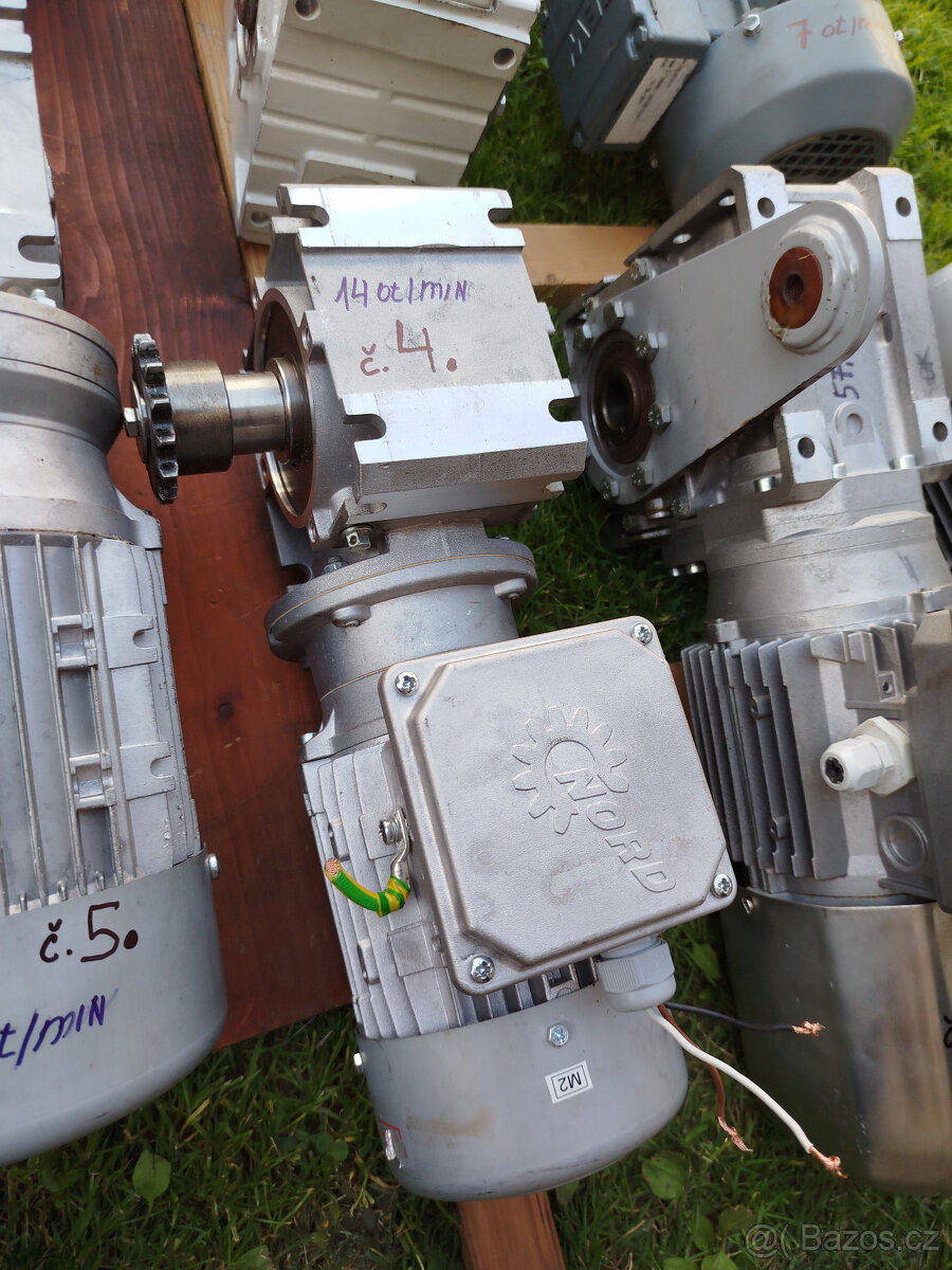elektromotory s převodovkami - 6