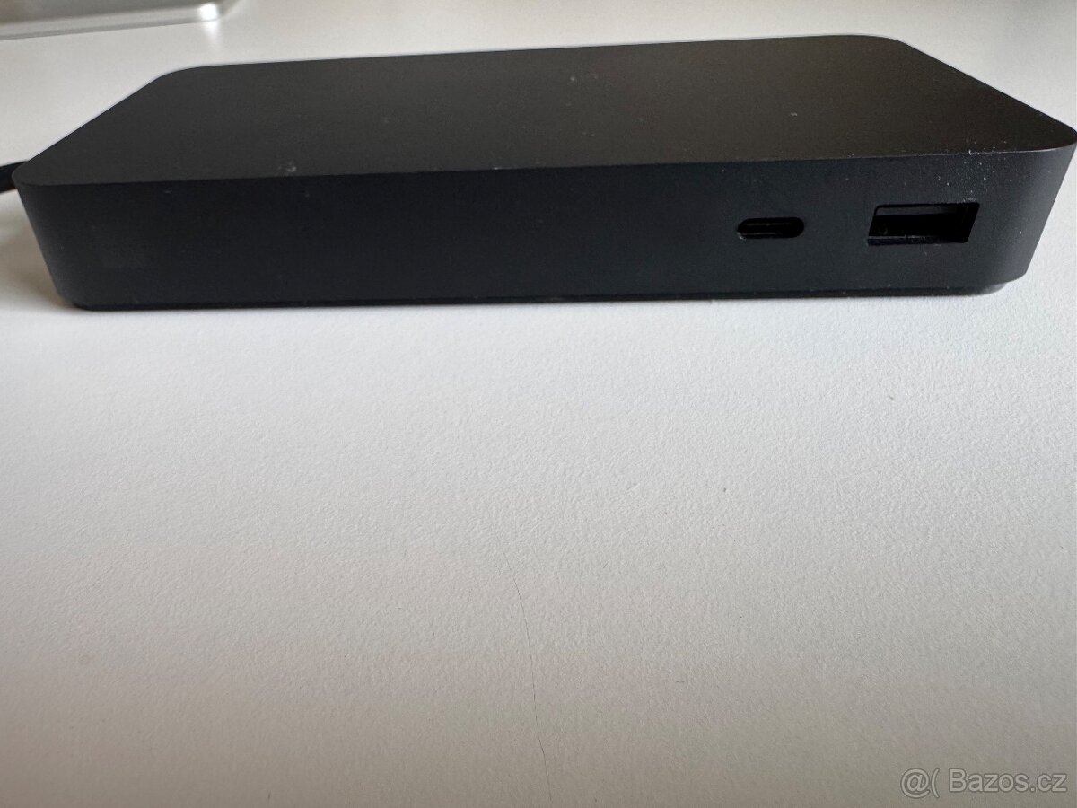Microsoft Surface Thunderbolt 4 Dock - 6