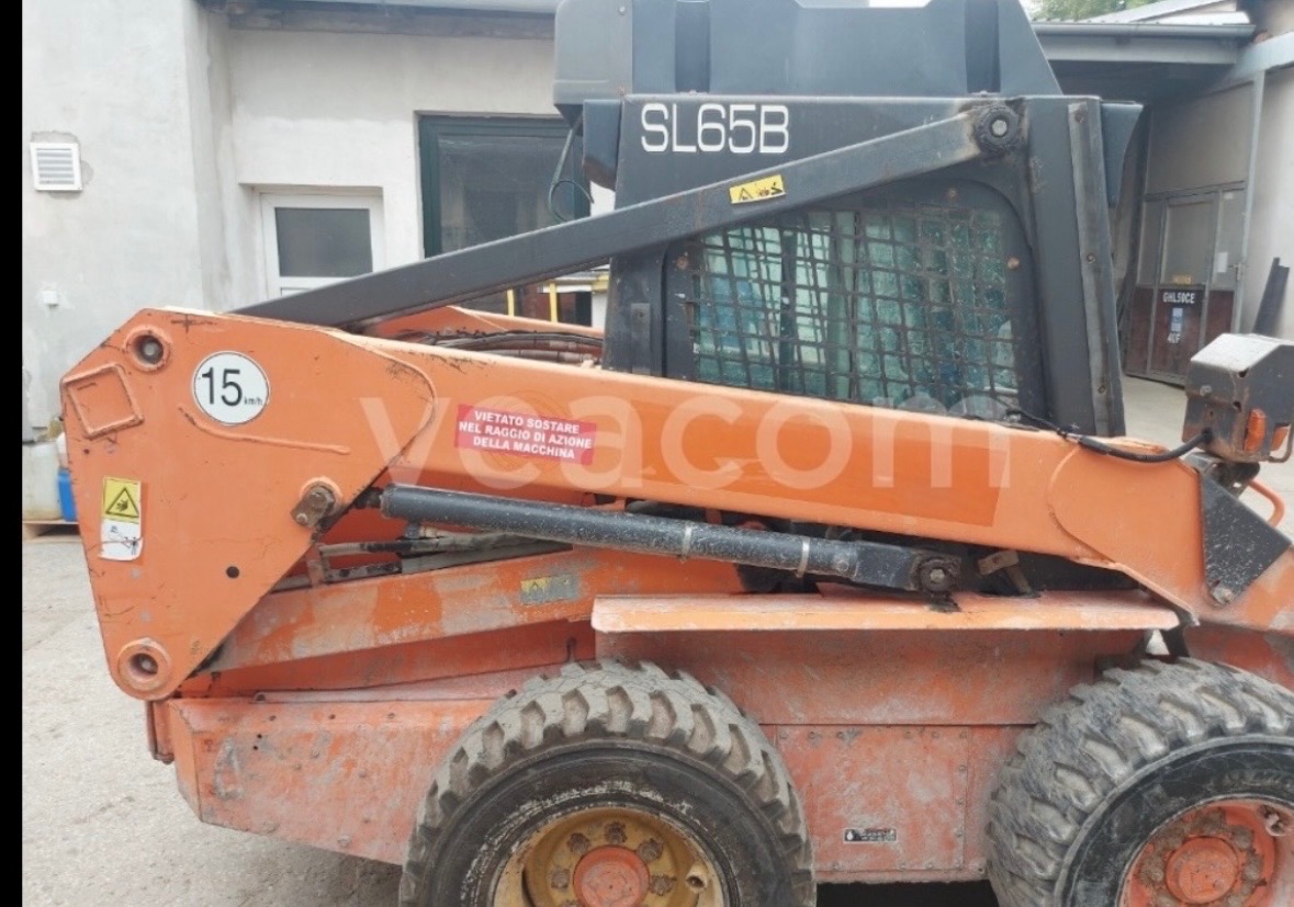 Čelní nakladač Kobelco SL 65 - 6