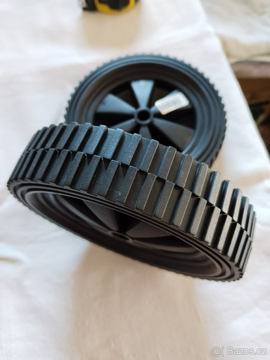 Kolečka k sekačce - 6