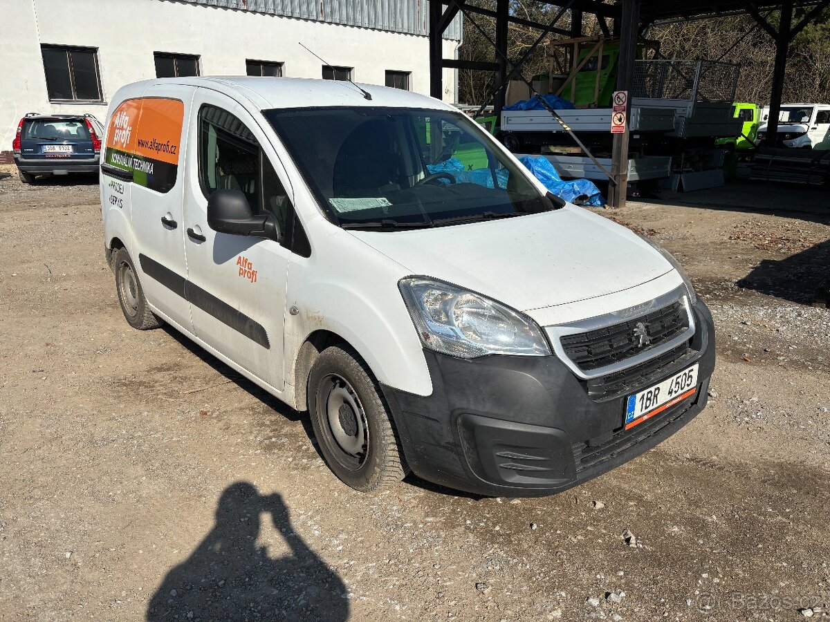 Peugeot partner 1.6 hdi 73kW r.v2017 - 6