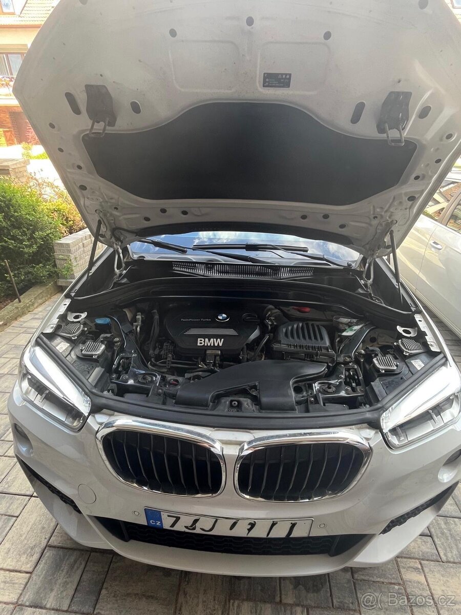 BMW X1 xDrive20d M paket - 6