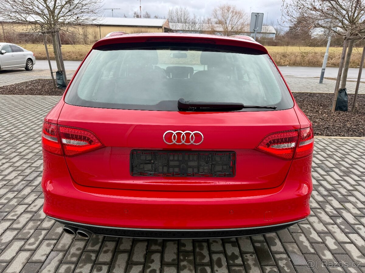 AUDI A4 B8 FACELIFT 2.0TDI AVANT S-LINE MANUÁL - 6