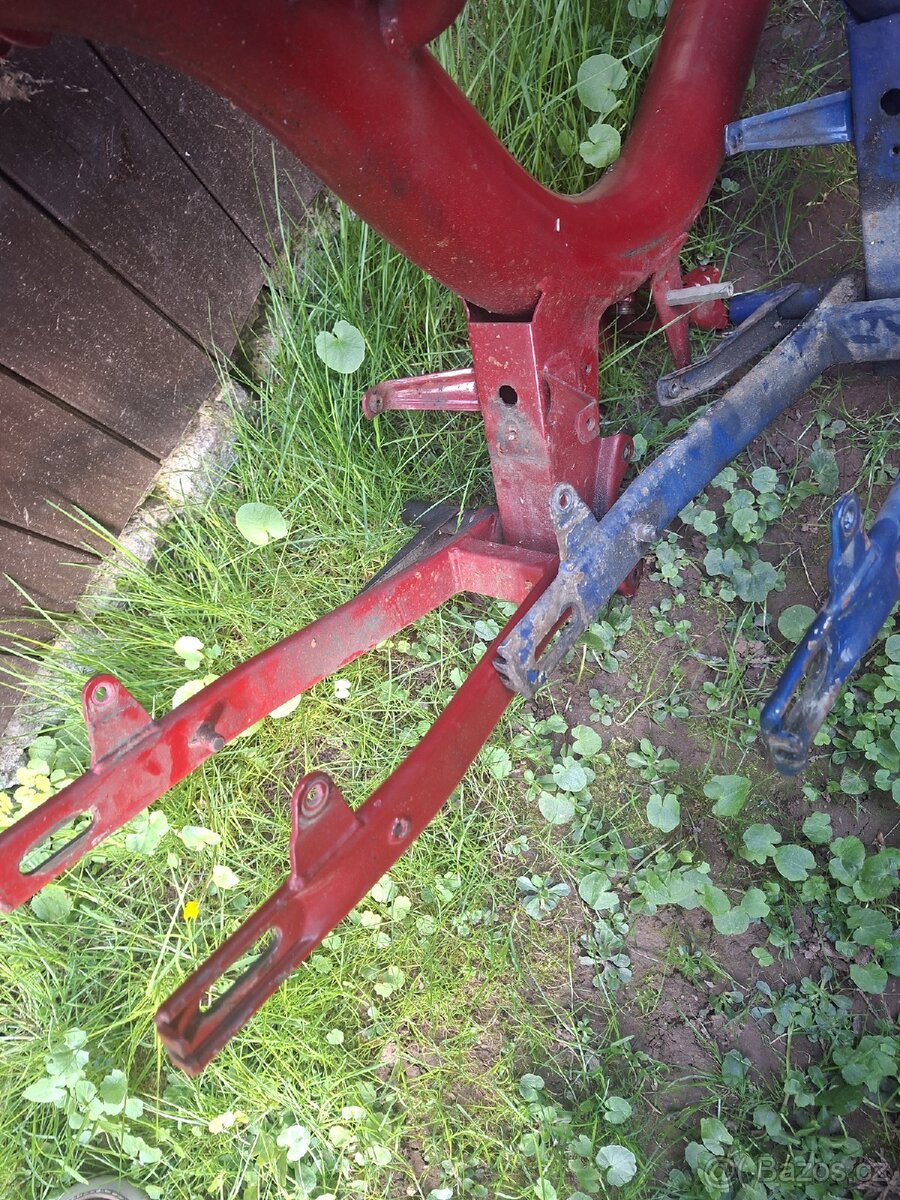 Manet Korádo:;::; - 6