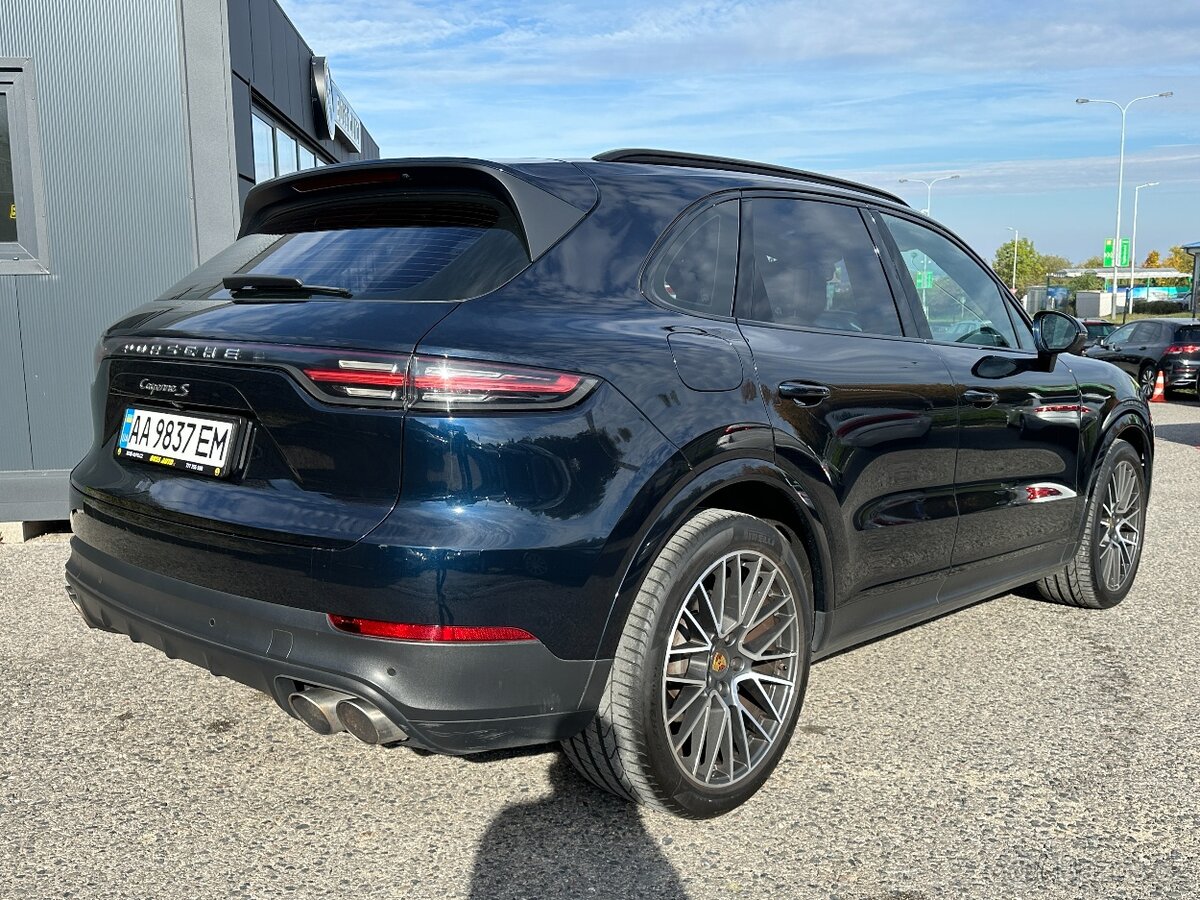 Porsche Cayenne 2018 - 6