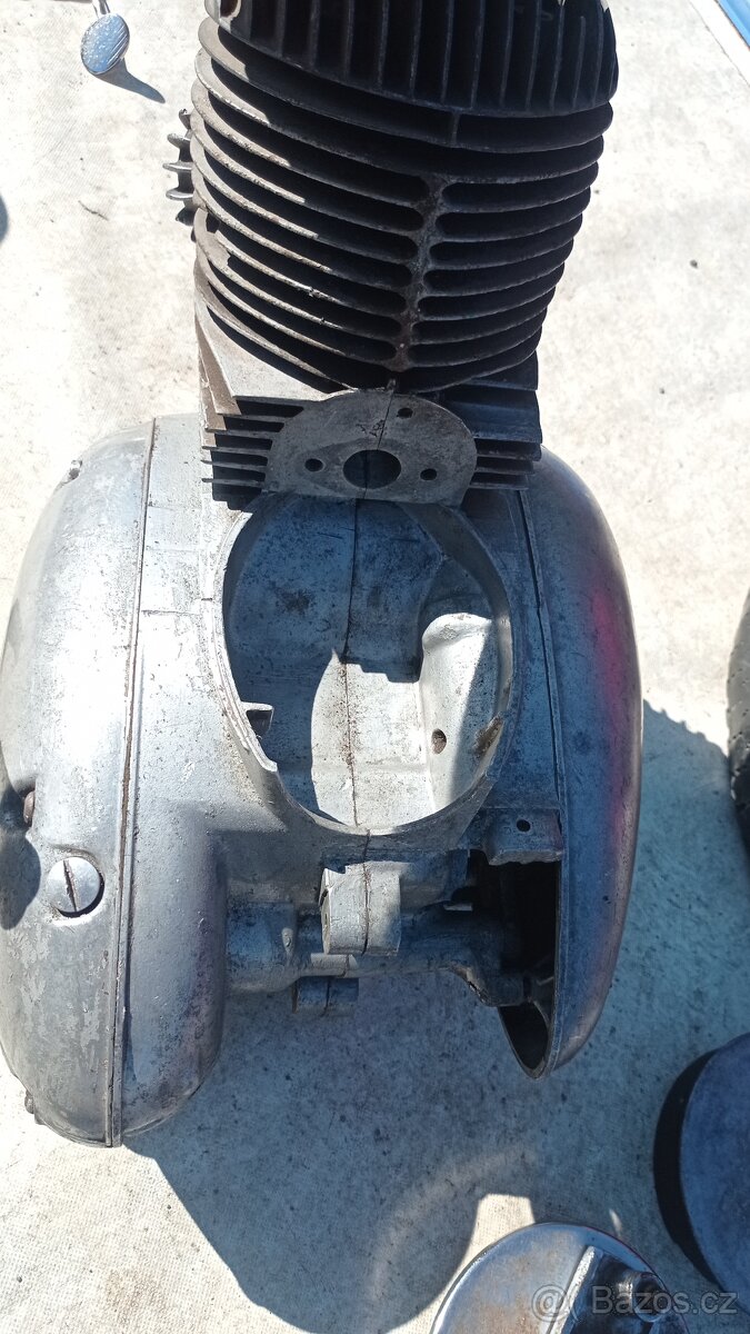 Motor Jawa 250 pérák - 6