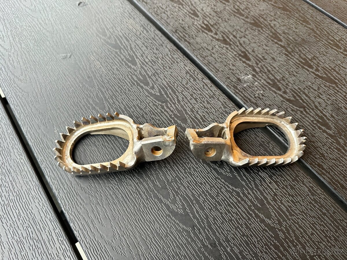 Titanové stupačky SCAR - 6